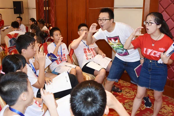 老年篮球爱好者如何练习控卫技巧_1